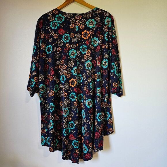 EUC LULAROE FUN FLORAL PRINT KIMONO SHRUG TOP LONG LINE SIZE SMALL - Picture 3 of 12